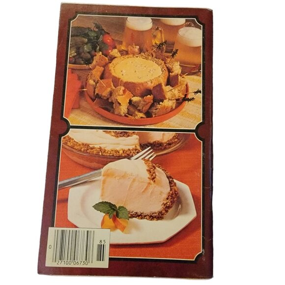 Vintage 70s Cookbook Lot Pillsbury Recipe Cook Book Kitchen Retro Home Decor Fun - Picture 14 of 16